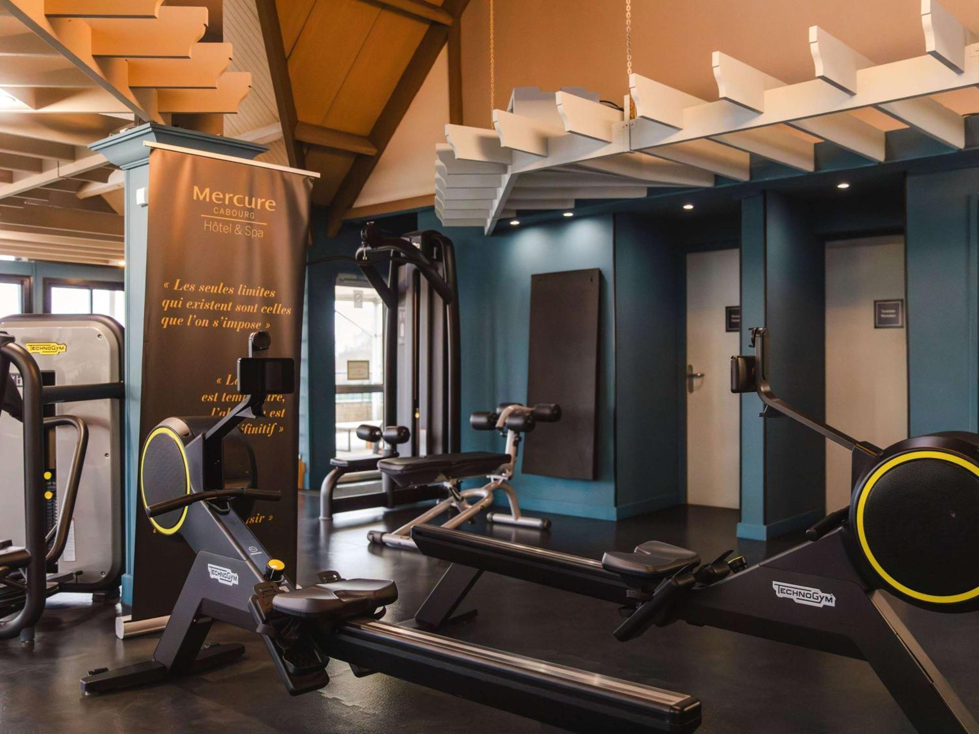 Mercure Cabourg Hotel & Spa Экстерьер фото