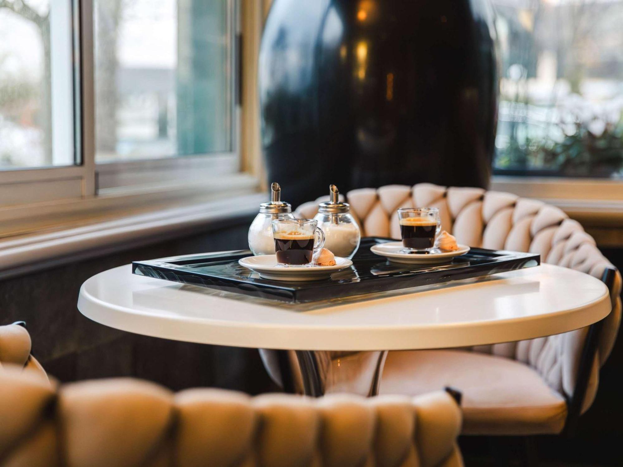 Mercure Cabourg Hotel & Spa Экстерьер фото